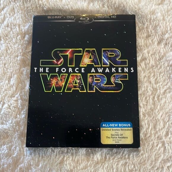 NEW Star Wars the first awakens Blu-ray and DVD bundle - Picture 1 of 5